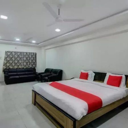 Hotel Santoshi Hometel Raichur Extérieur photo